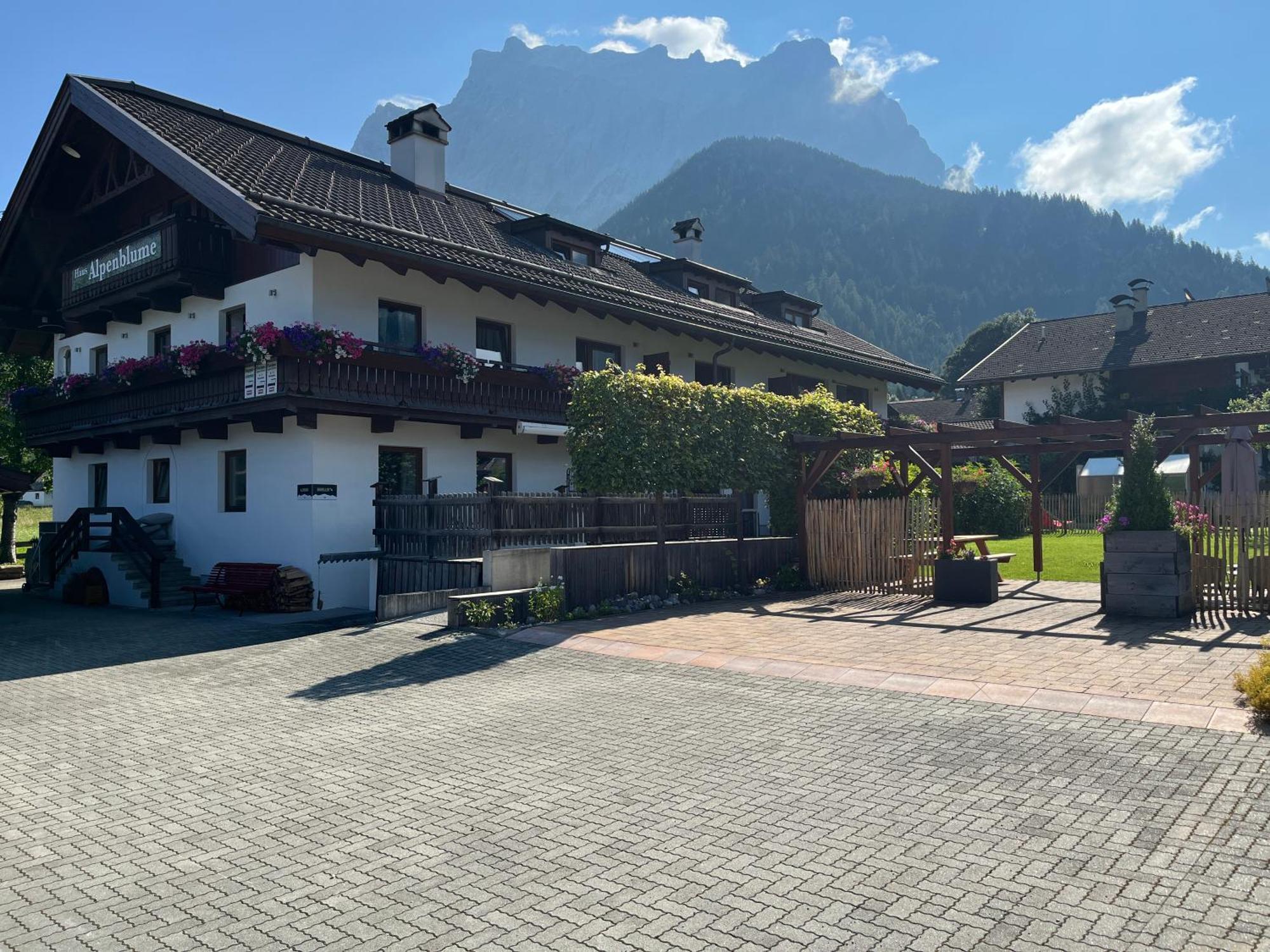 Apartament Haus Alpenblume Ehrwald Zewnętrze zdjęcie